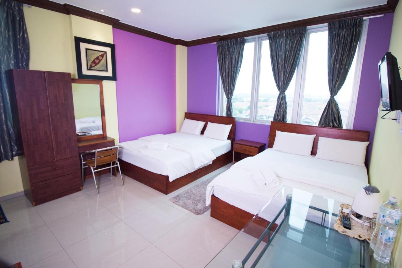 Saujana City Hotel Bandar Saujana Putra Exterior foto